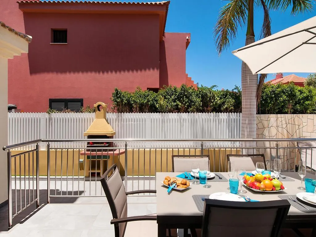 Curie With Pool By Villagrancanaria Maspalomas  Spagna